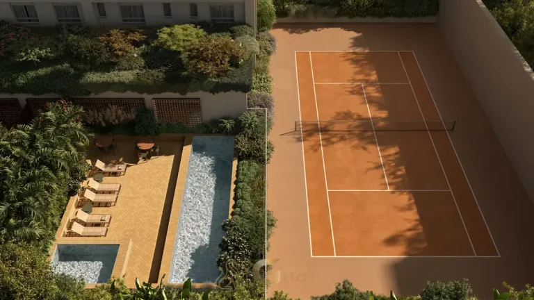 Piscina coberta em vista aérea em condomínio residencial no Campo Belo, Zona Sul de São Paulo